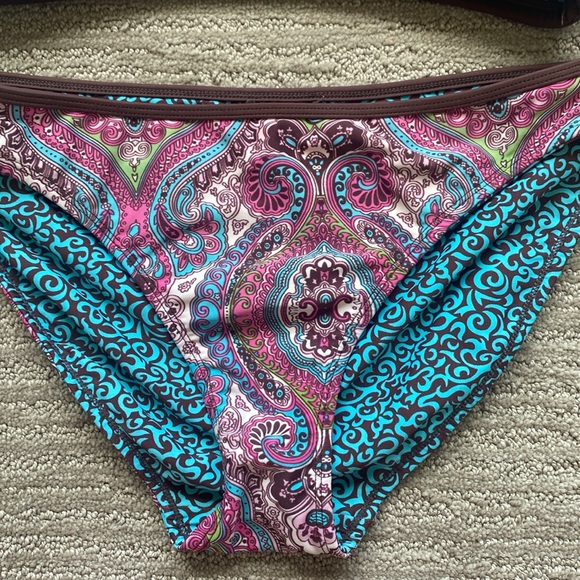 Athleta Bikini Set - Picture 3 of 8